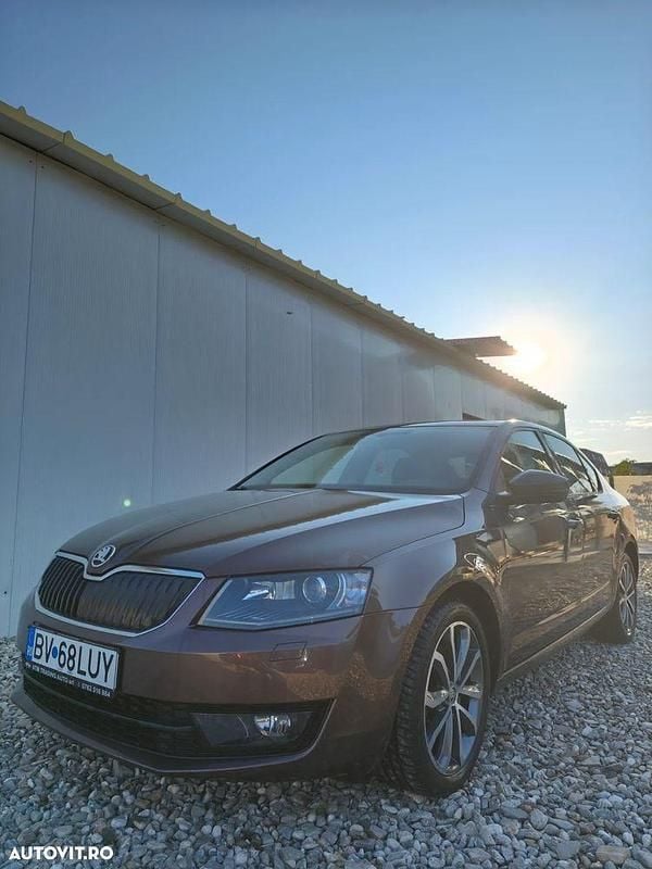 Maro Utilizat 2017 Skoda Octavia Ambition Berlinǎ | 13.690 EUR (Preț OK) - Imagine 1/4
