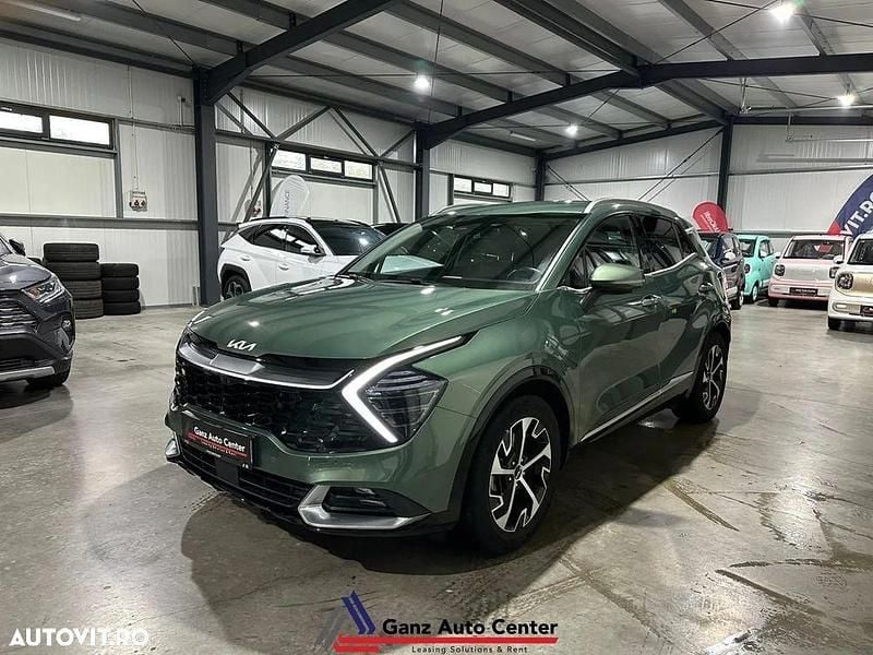 Culoareverde Utilizat 2023 Kia Sportage Style SUV | 28.199 EUR (Puțin scump) - Imagine 1/4