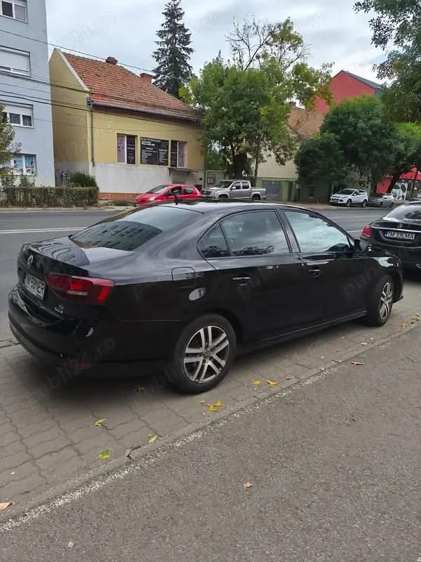 Utilizat 2016 VW Jetta Berlinǎ | 8.350 EUR (Preț OK) - Imagine 1/4