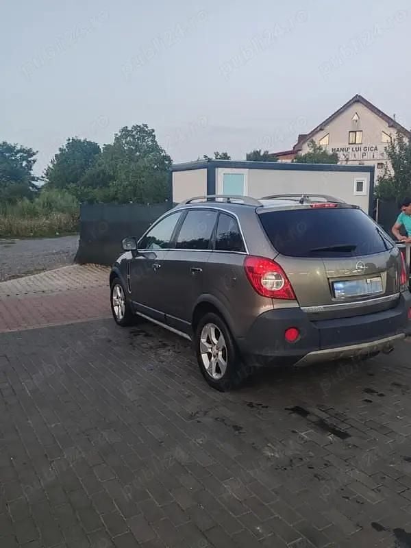 Utilizat 2008 Opel Antara SUV | 4.300 EUR (Preț OK) - Imagine 1/4