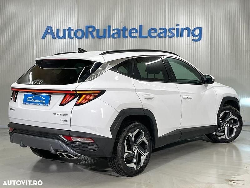 Second-hand Hyundai Tucson Prime 230 CP (169 kW) 2021 Culoarealb SUV