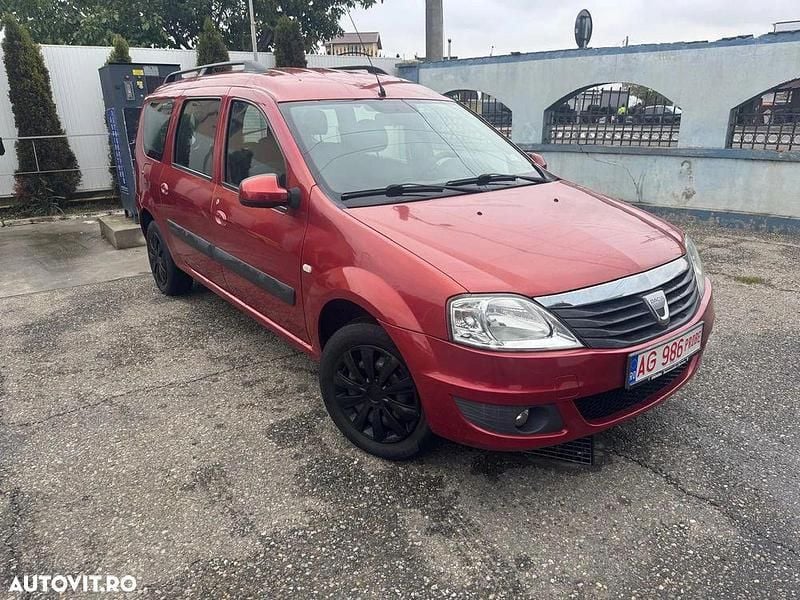 Culoarerosu Utilizat 2010 Dacia Logan MCV Lauréate Break | 3.590 EUR (Preț OK) - Imagine 1/4