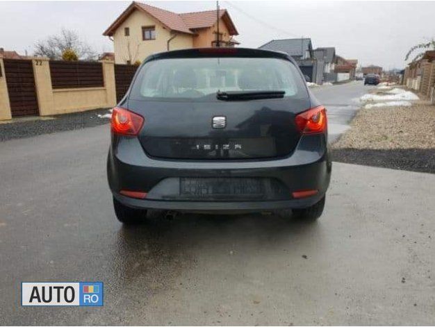 Gri Utilizat 2010 Seat Ibiza Hatchback | 4.190 EUR (Preț OK) - Imagine 1/4