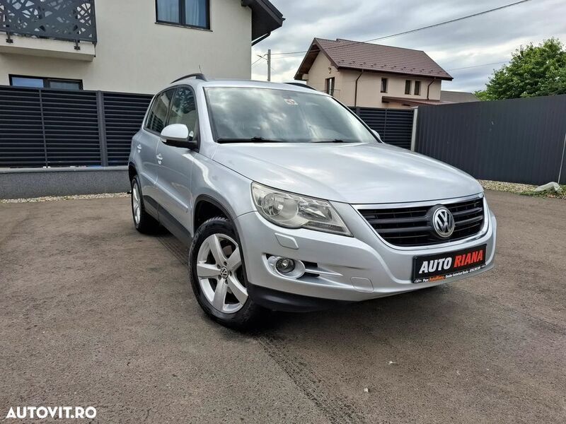 Argint Utilizat 2008 VW Tiguan Sportline SUV | 6.750 EUR (Preț OK) - Imagine 1/4