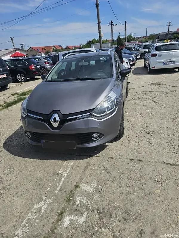 Utilizat 2013 Renault Clio IV Hatchback | 3.900 EUR (Preț OK) - Imagine 1/4