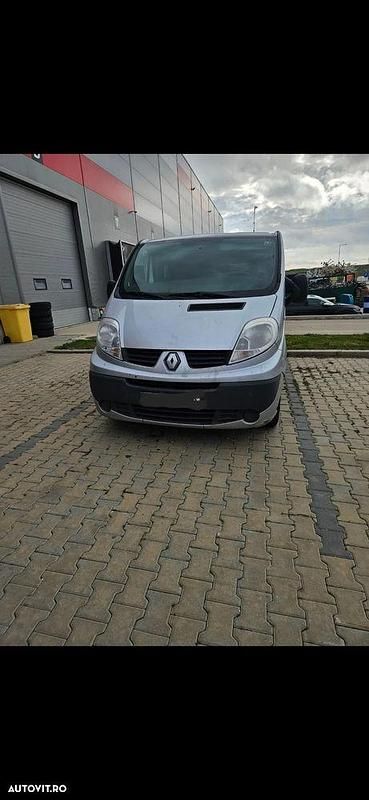 Culoaregri Utilizat 2008 Renault Trafic Van | 3.000 EUR (Preț OK) - Imagine 1/4