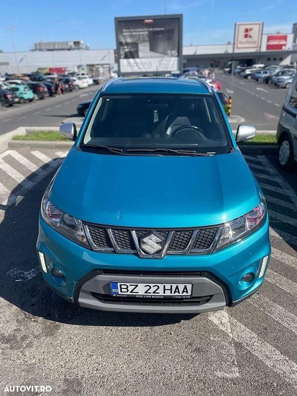 Albastru Utilizat 2017 Suzuki Vitara SUV | 8.200 EUR (Super Preț) - Imagine 1/4