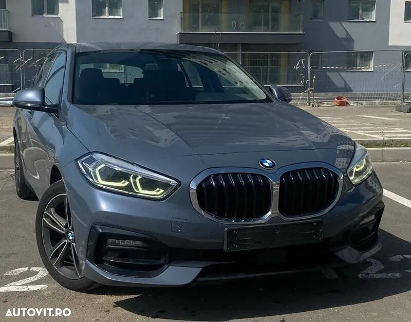 Gri Utilizat 2021 BMW 116 Sport Line Hatchback | 14.700 EUR (Preț OK) - Imagine 1/4