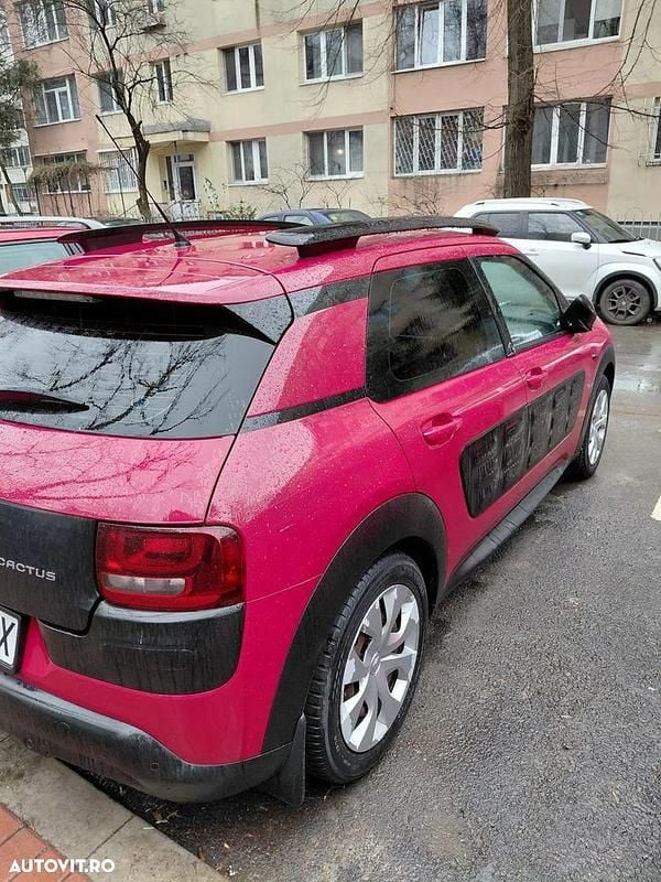 Second-hand Citroën C4 Feel 99 CP (72 kW) 2016 Culoarerosu SUV