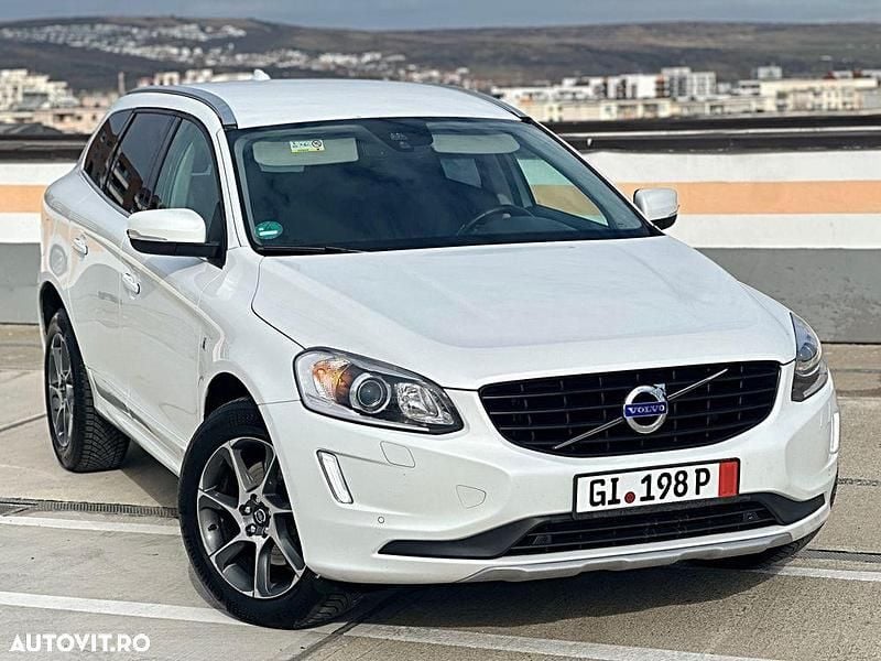 Culoarealb Utilizat 2016 Volvo XC60 Ocean Race SUV | 14.990 EUR (Preț bun) - Imagine 1/4