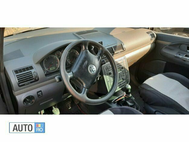 Second-hand VW Sharan 116 CP (85 kW) 2002 Monovolum