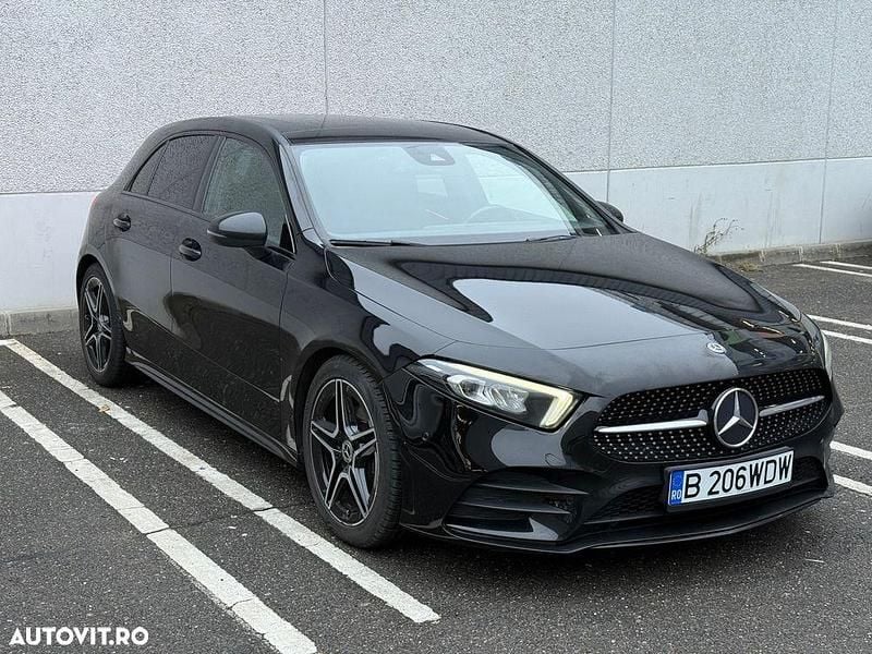 Second-hand Mercedes A180 AMG line 136 CP (100 kW) 2020 Culoarenegru Hatchback