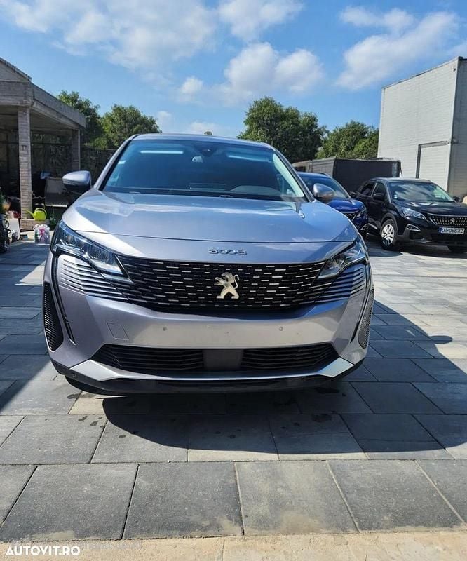 Culoareargint Utilizat 2021 Peugeot 3008 Active SUV | 16.400 EUR (Super Preț) - Imagine 1/4