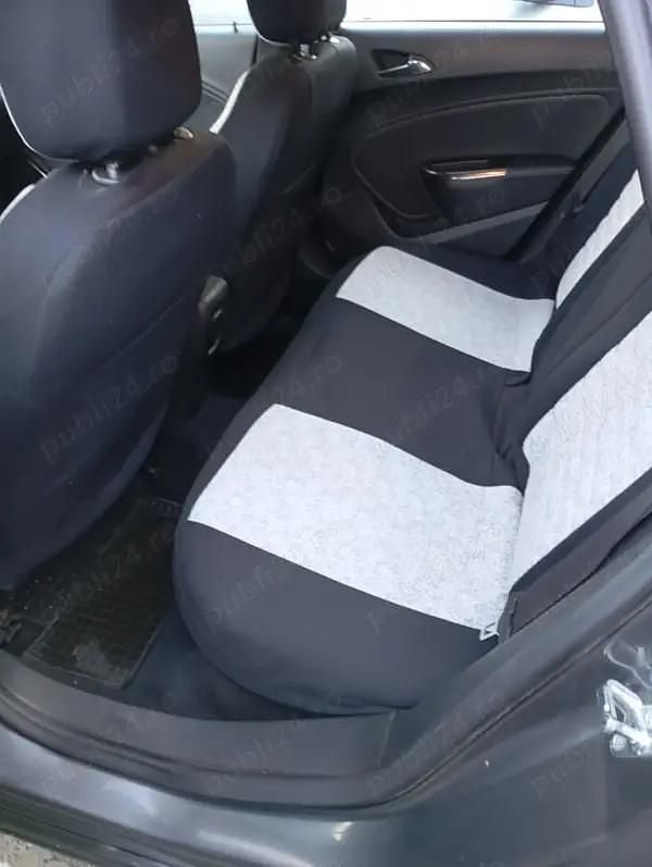 Second-hand Opel Astra Sport 160 CP (117 kW) 2011 Gri Hatchback