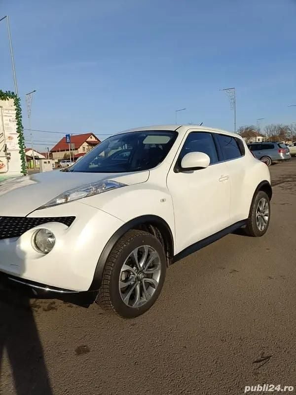 Second-hand Nissan Juke 110 CP (80 kW) 2014 Alb SUV
