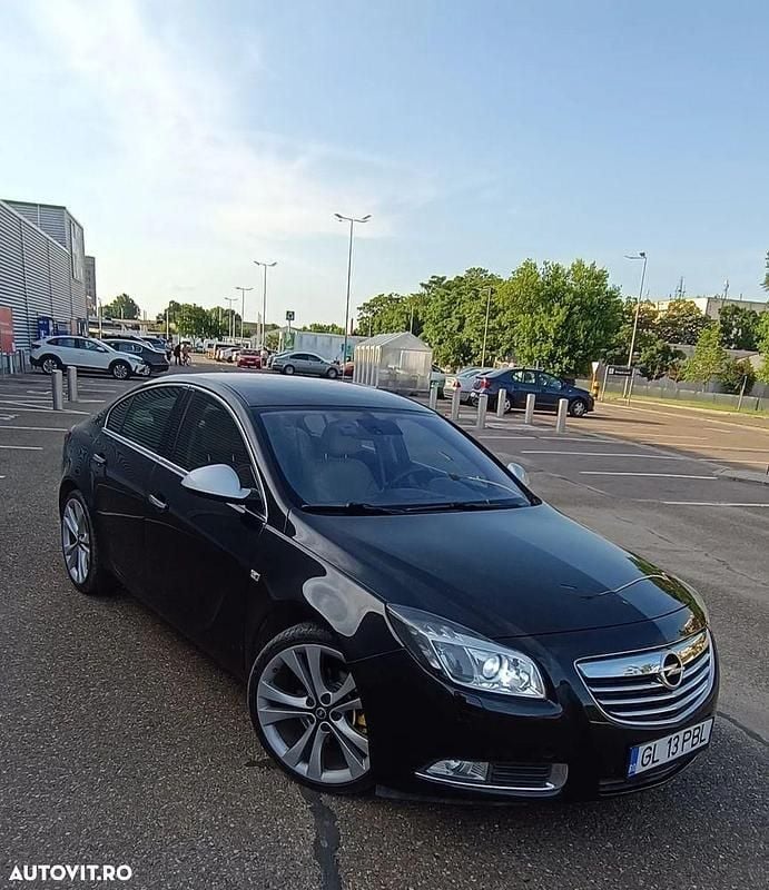 Negru Utilizat 2012 Opel Insignia Innovation Berlinǎ | 6.500 EUR - Imagine 1/4
