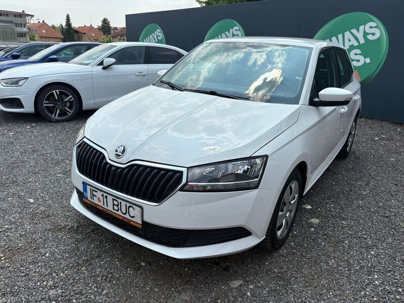 Alb Utilizat 2019 Skoda Fabia Style Hatchback | 8.950 EUR (Puțin scump) - Imagine 1/4