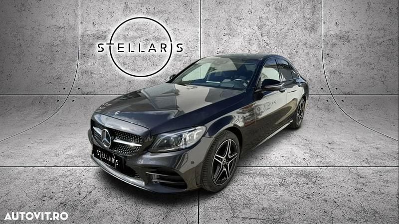 Culoaregri Utilizat 2020 Mercedes C300e AMG line Berlinǎ | 31.441 EUR (Scump) - Imagine 1/4