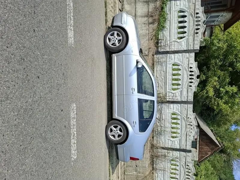 Utilizat 2003 VW Bora Berlinǎ | 1.800 EUR - Imagine 1/4