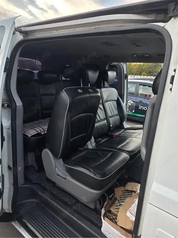 Second-hand Hyundai H-1 170 CP (125 kW) 2011 Monovolum