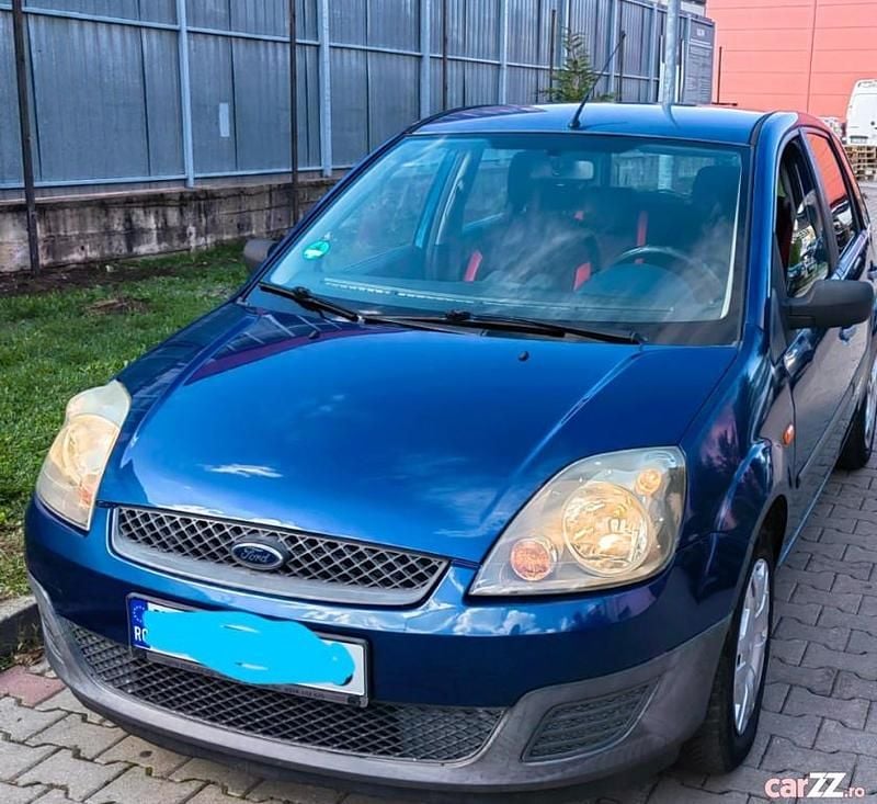 Utilizat 2008 Ford Fiesta Hatchback | 2.400 EUR - Imagine 1/4