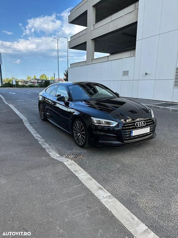 Culoarenegru Utilizat 2020 Audi A5 Sportback S-Line Hatchback | 20.500 EUR (Preț bun) - Imagine 1/4