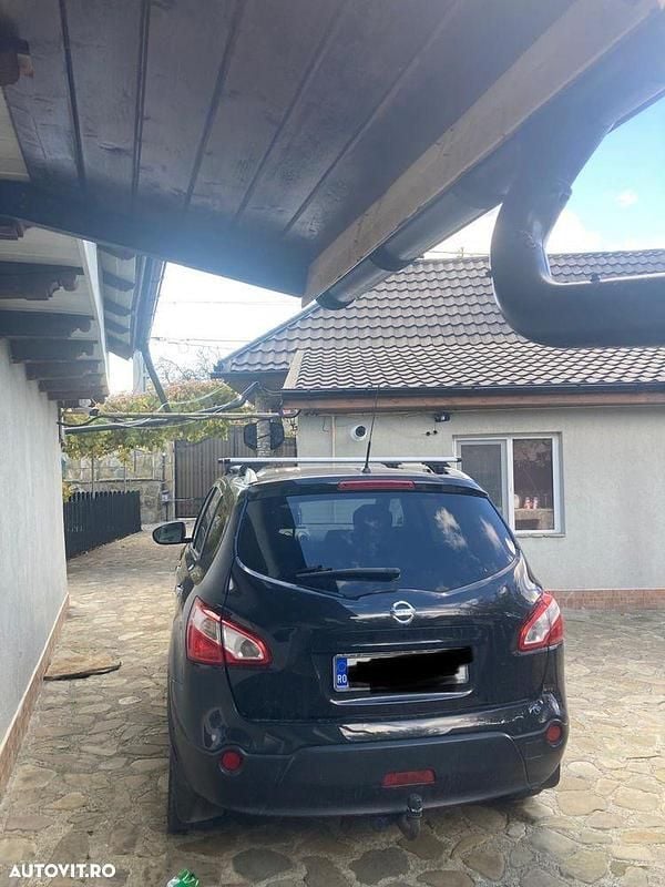 Second-hand Nissan Qashqai +2 130 CP (95 kW) 2012 Culoarenegru SUV