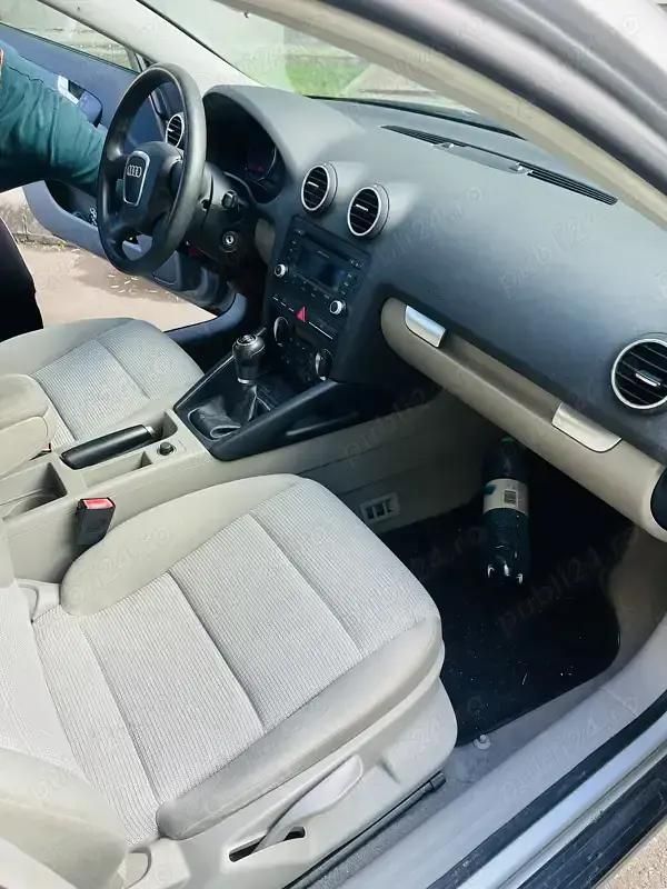 Gri Utilizat 2007 Audi A3 Berlinǎ | 3.000 EUR (Preț OK) - Imagine 1/4