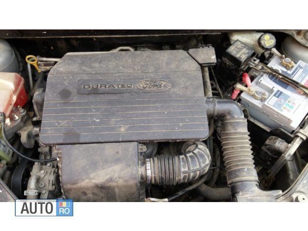 Second-hand Ford Fiesta 44 CP (32 kW) 2007 Argintiu Hatchback