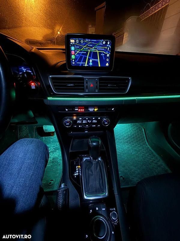 Second-hand Mazda 3 120 CP (88 kW) 2016 Culoaregri Berlinǎ