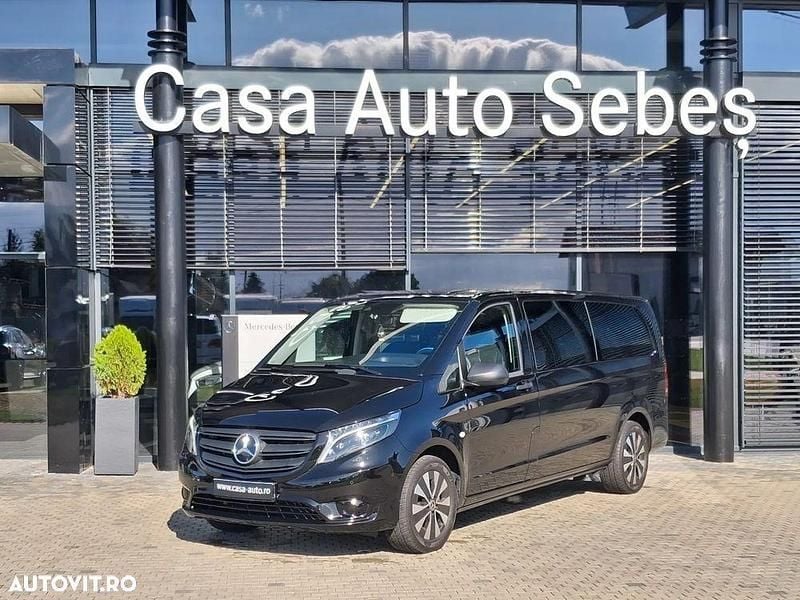 Culoarenegru Utilizat 2023 Mercedes Vito Break | 39.809 EUR - Imagine 1/4