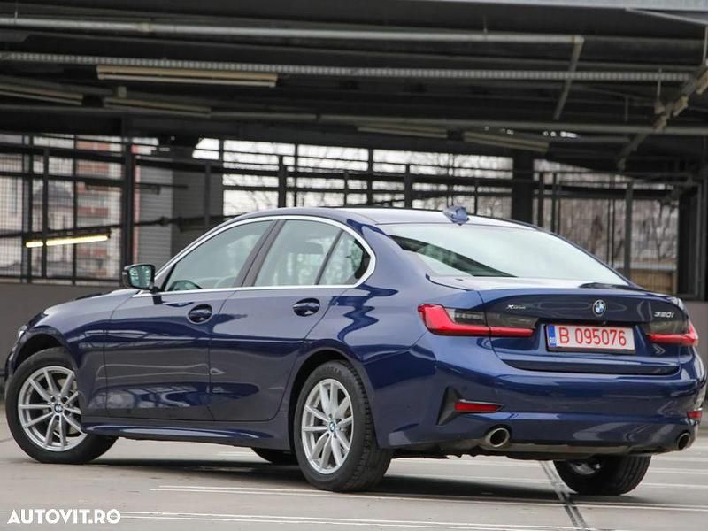 Second-hand BMW 320 Advantage 184 CP (135 kW) 2020 Culoarealbastru Berlinǎ