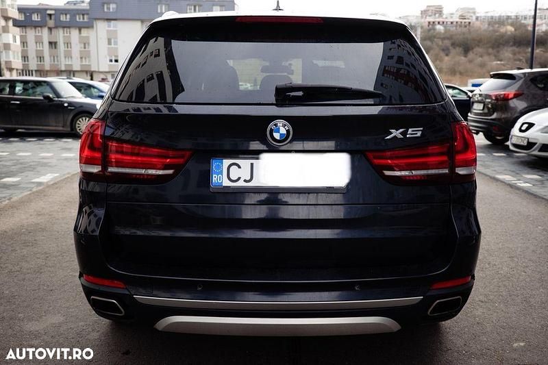 Second-hand BMW X5 Sport Line 218 CP (160 kW) 2014 Culoarenegru SUV
