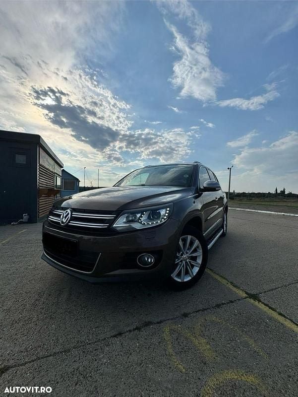 Maro Utilizat 2013 VW Tiguan Sportline SUV | 16.499 EUR - Imagine 1/4