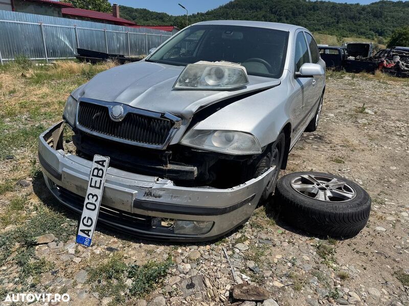 Gri Utilizat 2007 Skoda Octavia Family Berlinǎ | 1.400 EUR (Preț OK) - Imagine 1/4