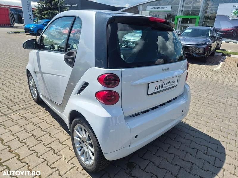 Second-hand Smart ForTwo Coupé 84 CP (61 kW) 2011 Culoarealb Coupe