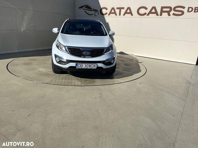 Second-hand Kia Sportage 136 CP (100 kW) 2012 Culoarealb SUV