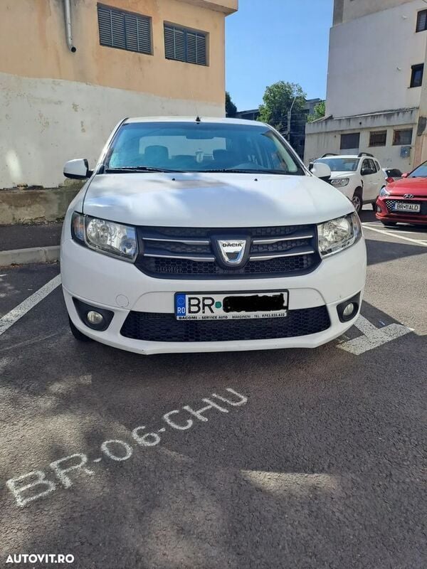 Alb Utilizat 2013 Dacia Logan Berlinǎ | 3.890 EUR (Preț OK) - Imagine 1/4
