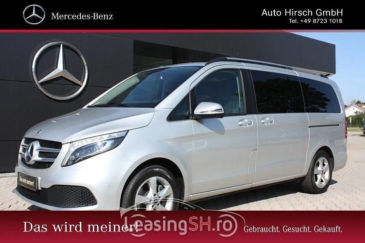Argintiu Utilizat 2021 Mercedes V220 Edition Monovolum | 54.914 EUR - Imagine 1/4