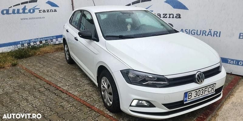 Second-hand VW Polo Comfortline 95 CP (69 kW) 2018 Culoarealb Hatchback
