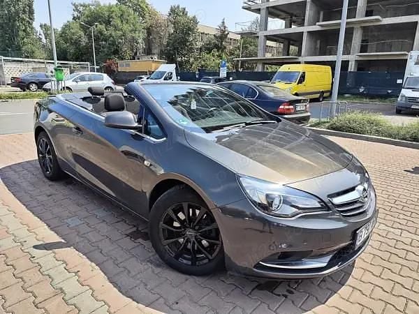 Gri Utilizat 2013 Opel Cascada Cabrio | 6.700 EUR - Imagine 1/4