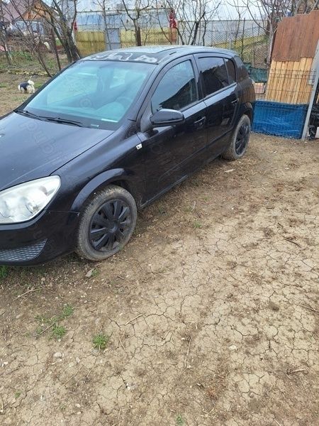 Utilizat 2007 Opel Astra Hatchback | 1.000 EUR (Super Preț) - Imagine 1/4