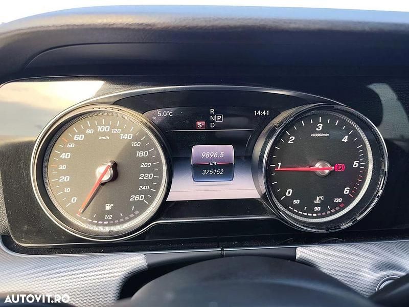 Second-hand Mercedes E200 Avantgarde 150 CP (110 kW) 2018 Culoarenegru Berlinǎ