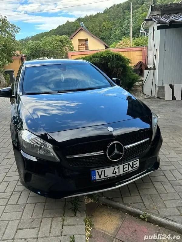 Utilizat 2016 Mercedes A180 Edition Hatchback | 8.800 EUR (Super Preț) - Imagine 1/4