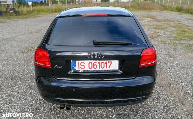 Second-hand Audi A3 Attraction 125 CP (91 kW) 2011 Culoarenegru Hatchback