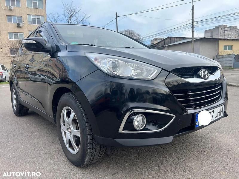 Second-hand Hyundai ix35 Edition 135 CP (99 kW) 2012 Culoarenegru SUV