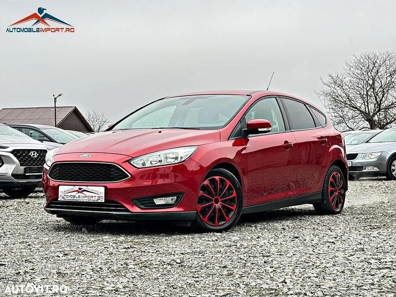 Culoarerosu Utilizat 2016 Ford Focus Titanium Hatchback | 7.299 EUR (Preț OK) - Imagine 1/4