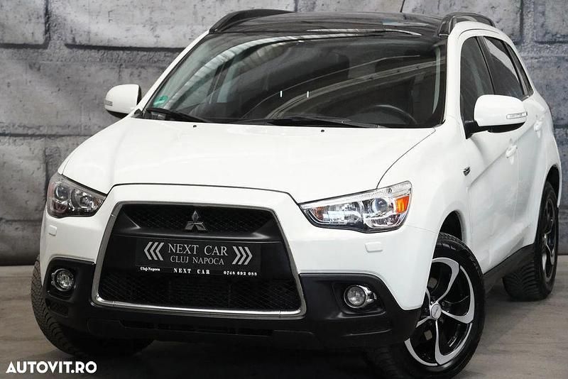 Second-hand Mitsubishi ASX Instyle 150 CP (110 kW) 2011 Culoarealb SUV