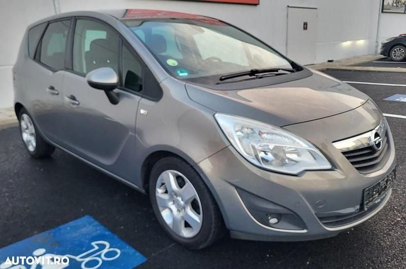 Second-hand Opel Meriva Color Edition 110 CP (80 kW) 2012 Culoaregri Monovolum