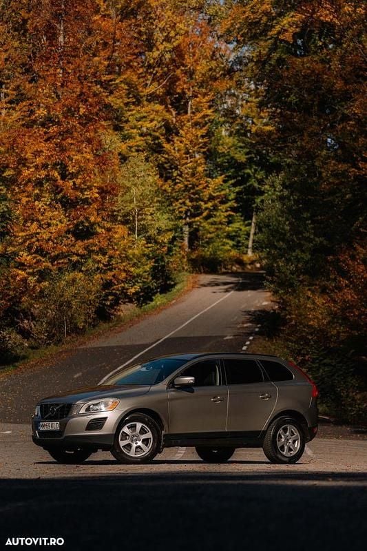 Second-hand Volvo XC60 Standard 163 CP (119 kW) 2011 Culoaregri SUV